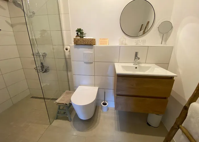 Les Pommiers D'amfreville, D'hotes & Table D'hotes Picauville