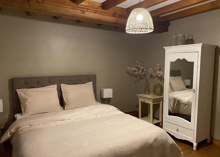 Bed & Breakfast Les Pommiers D'amfreville, D'hotes & Table D'hotes Picauville